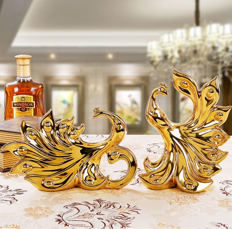 European Creative Ceramics Ornament Home Decoration Crafts TV Cabinet Office Statues Accessories Wedding Gift Figurines